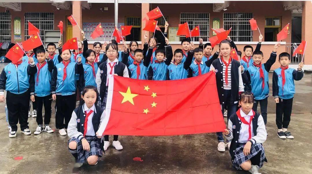 理想汽车川运营22座超充站